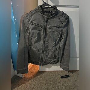 Runway New York Gray Jacket Size Small NWT